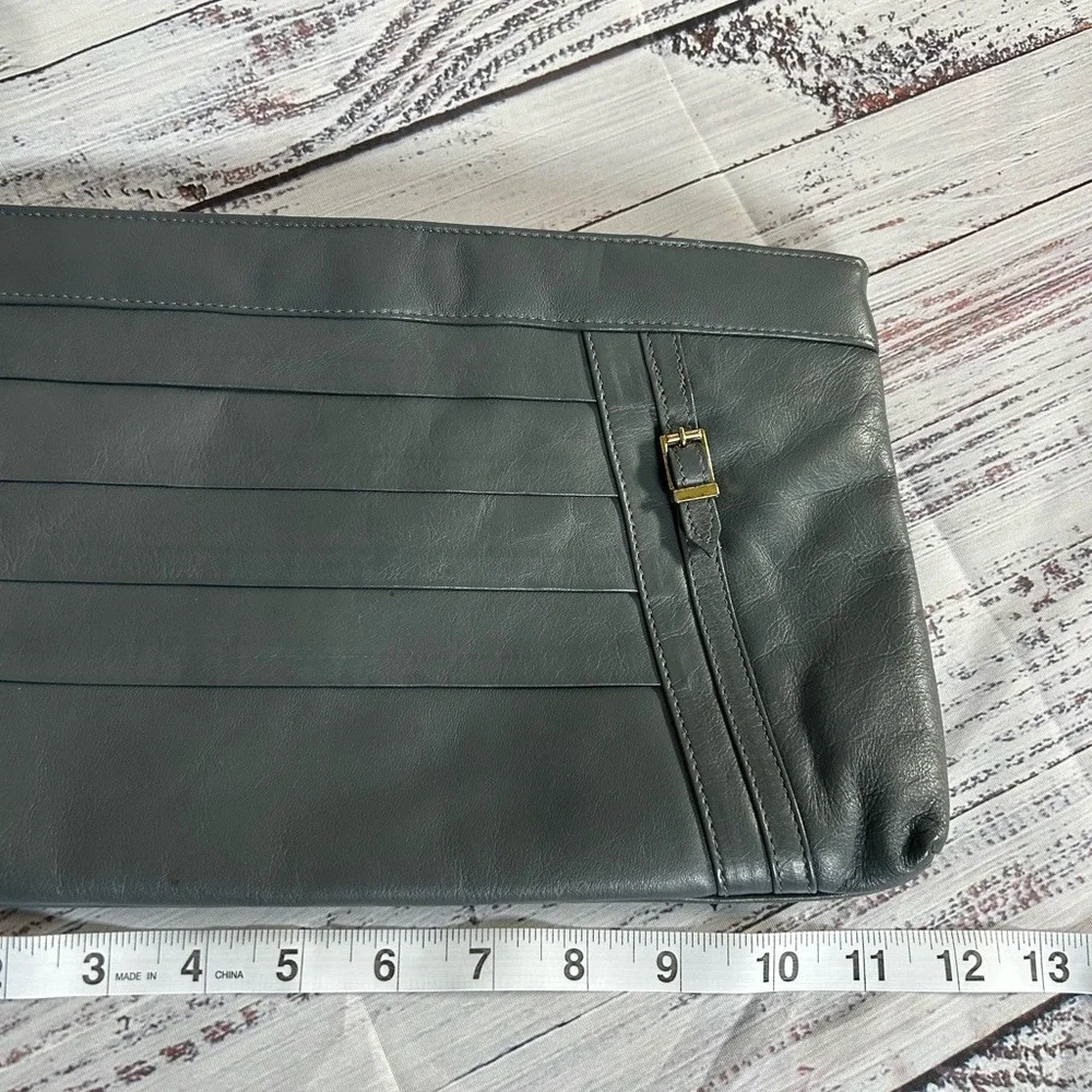 Vintage‎ Almondo Grey Leather Pleated Wristlet Clutch Bag Gold Buckle Detail